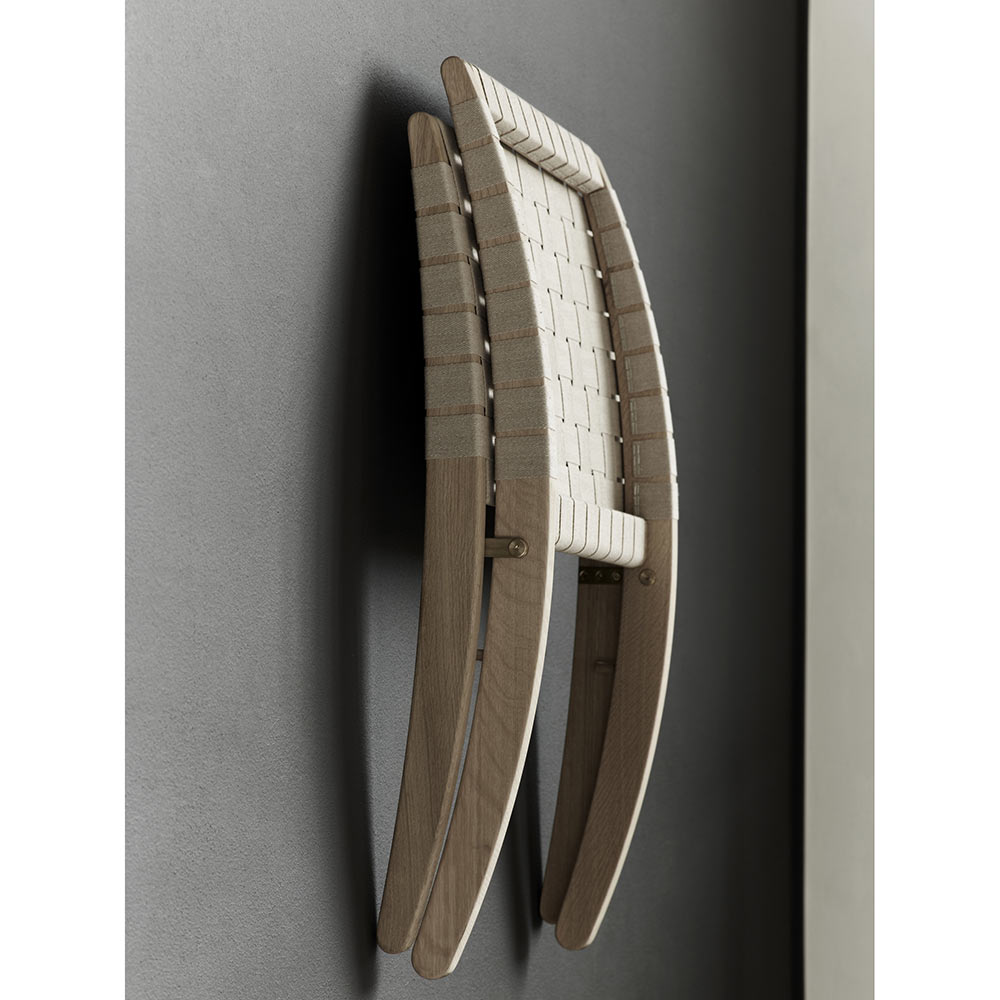 MG501 Cuba Chair - Natural Cotton Webbing, Oak Soap