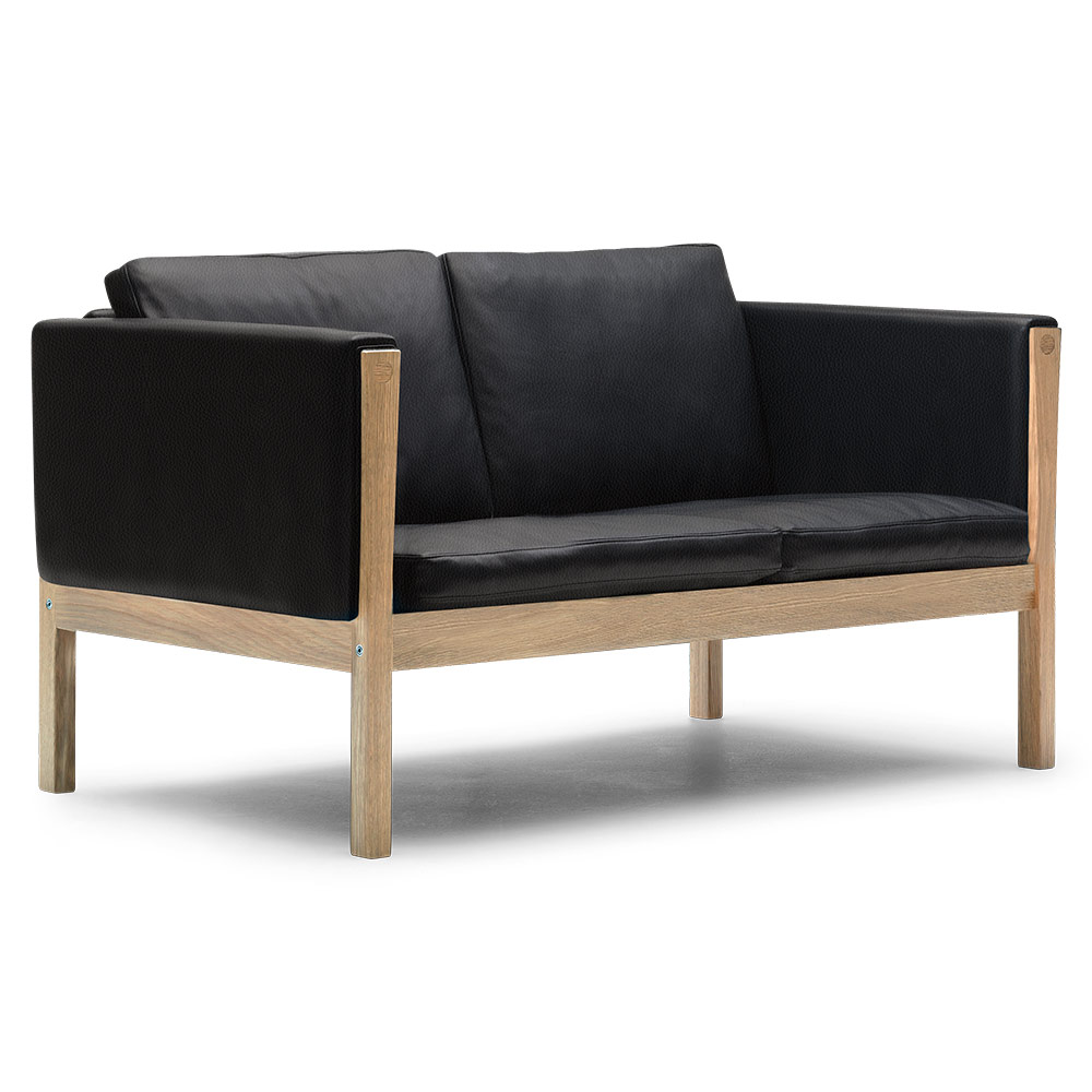 CH162 Sofa - Leather Thor 301, Oak Oil