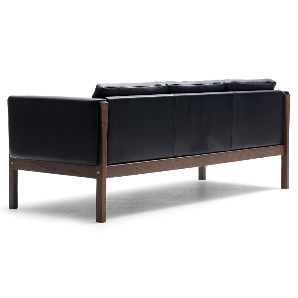 CH163 Sofa