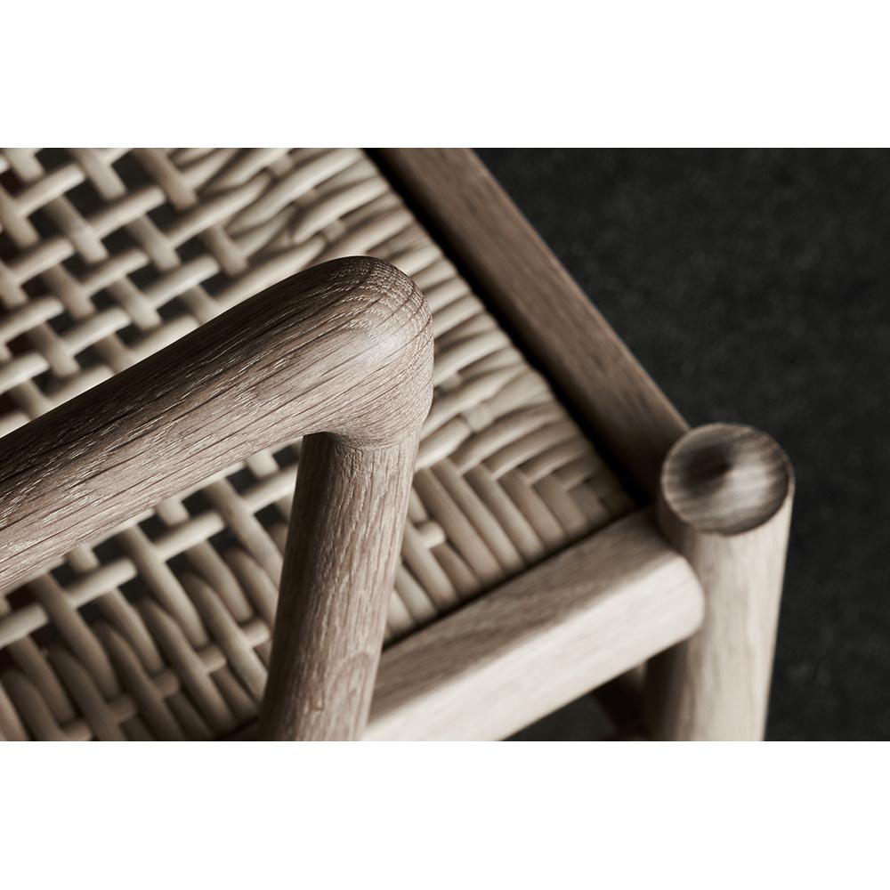OW149 Lounge Colonial Chair - Leather Thor 301, Walnut Oil