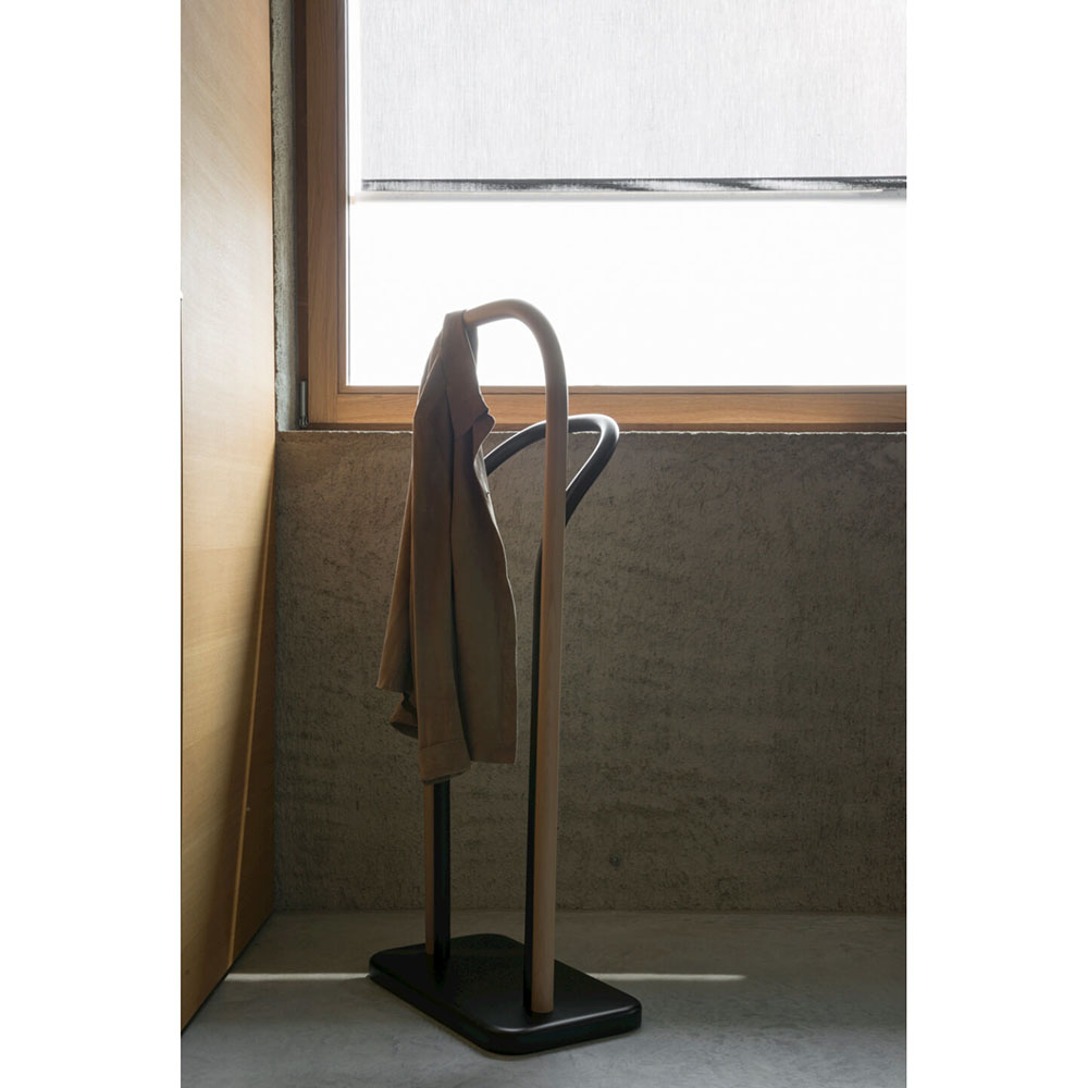 Arch Clothes Valet