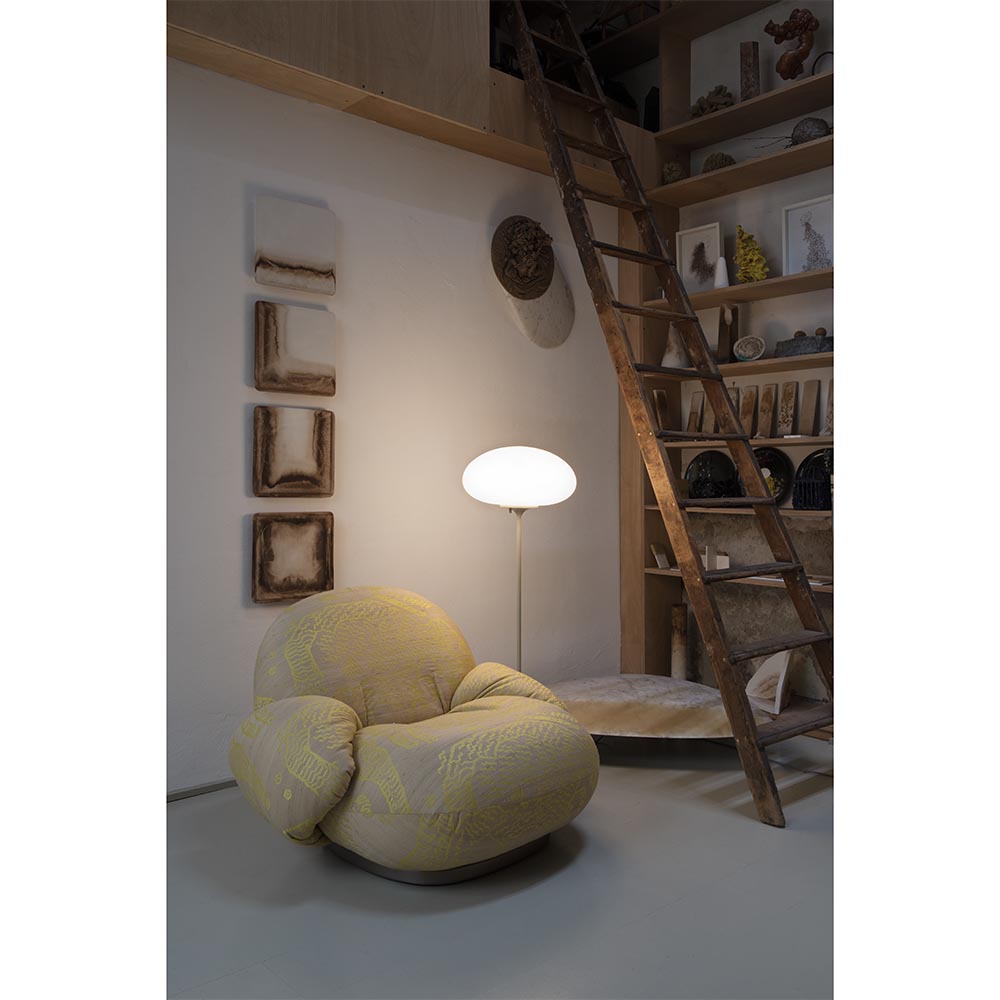 Stemlite Floor Lamp - Pebble Gray