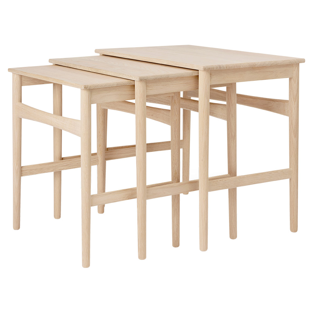 CH004 Nesting Tables - Oak