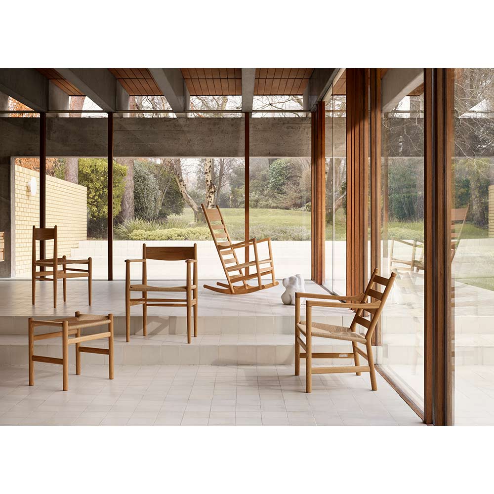 CH45 Rocking Chair - Lacquer Oak