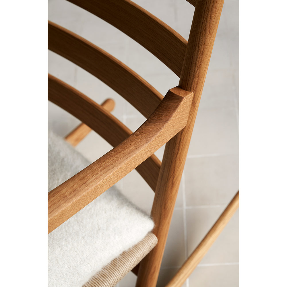 CH45 Rocking Chair - Lacquer Oak