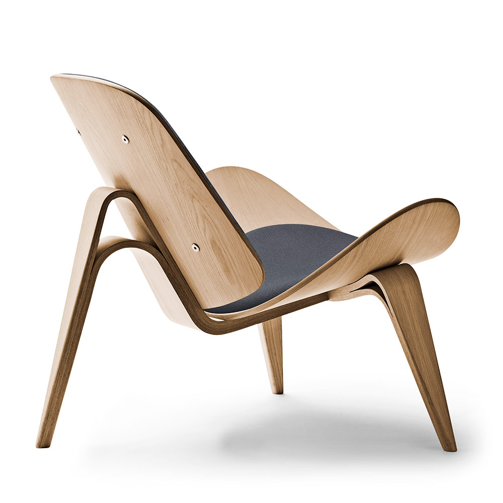 Ch07 Shell Lounge Chair Leather Lacquer Oak 3 | Rouse Home