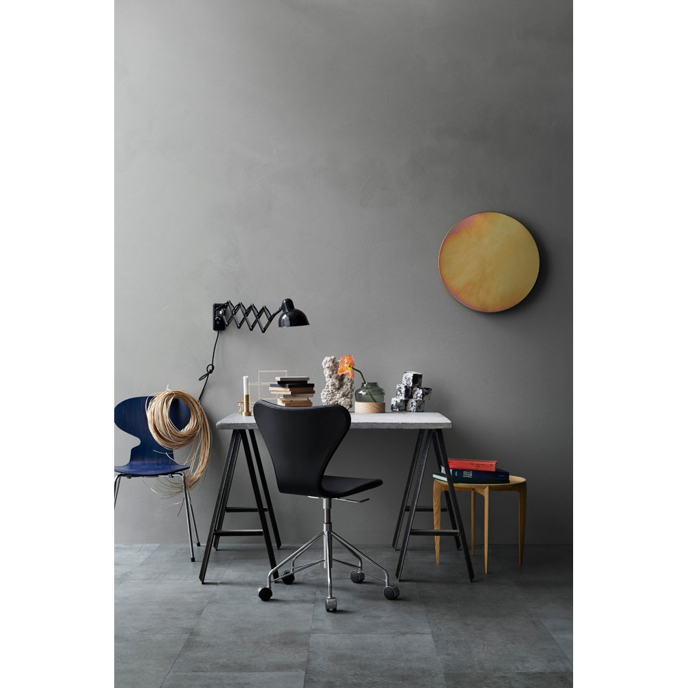 Series 7 Fully Upholstered Swivel Chair