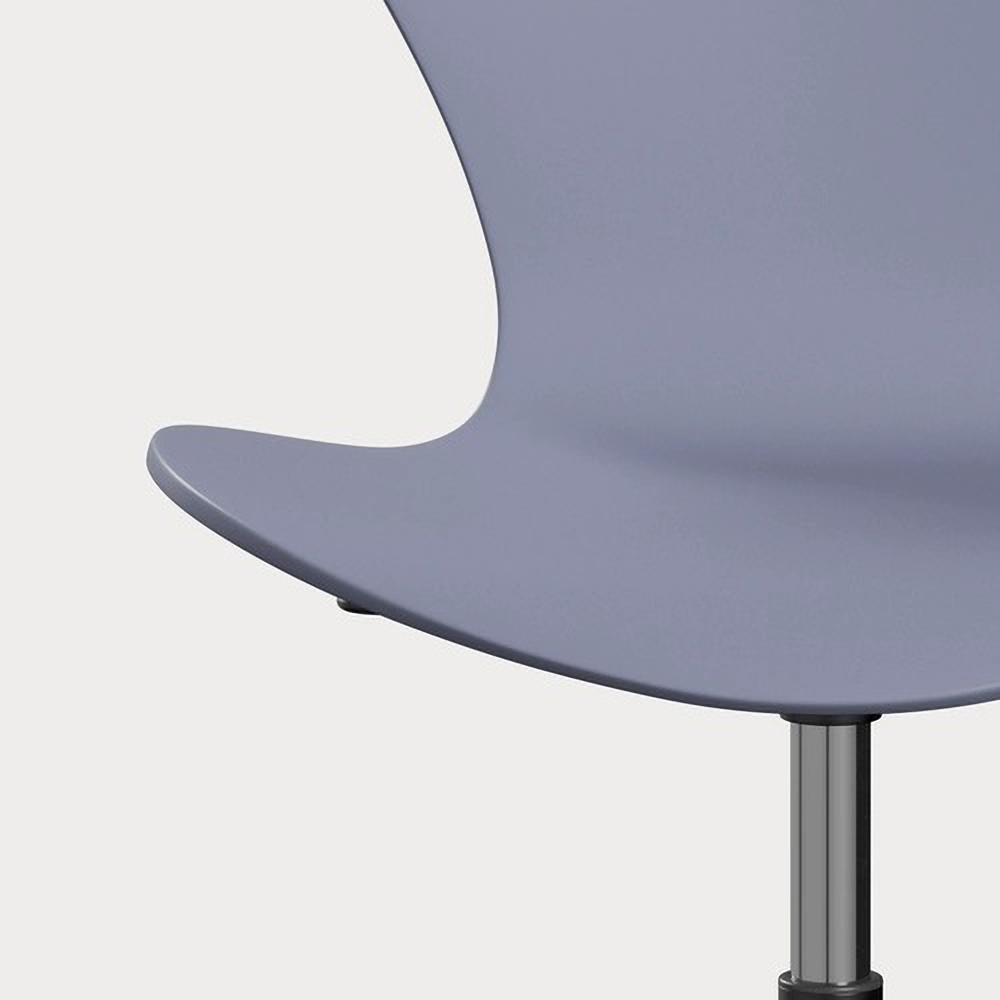 Series 7 Unupholstered Swivel Chair Lacquered 5 | Rouse Home