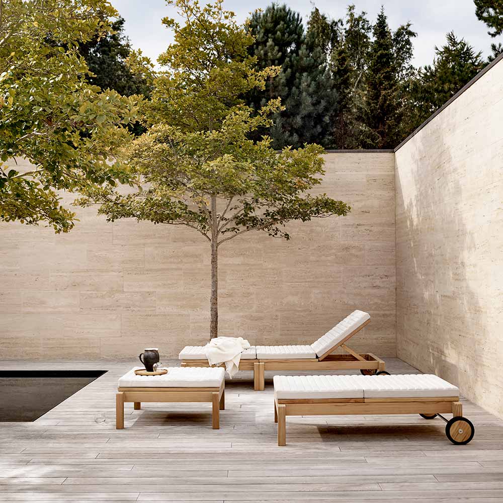 AH604 Outdoor Lounger
