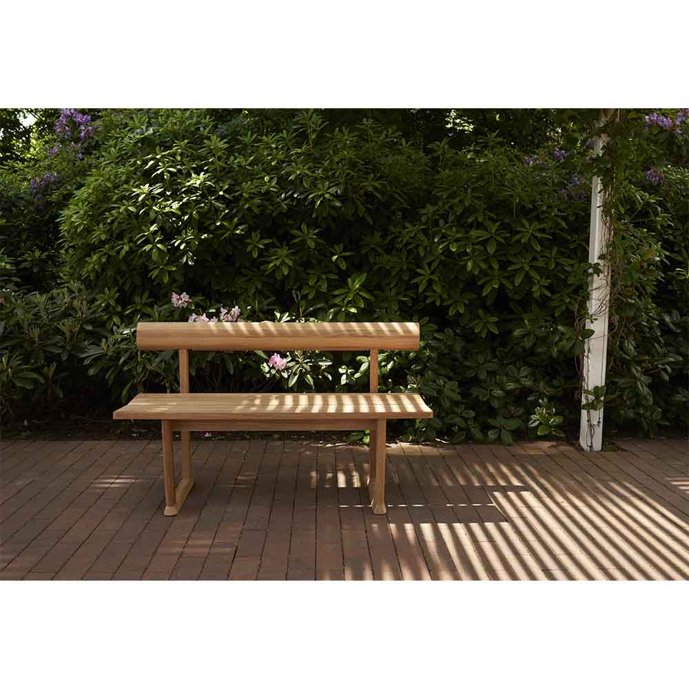 Banco Outdoor Bench