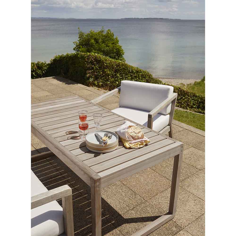 Virkelyst Outdoor Lounge Chair - Sea Blue Stripe