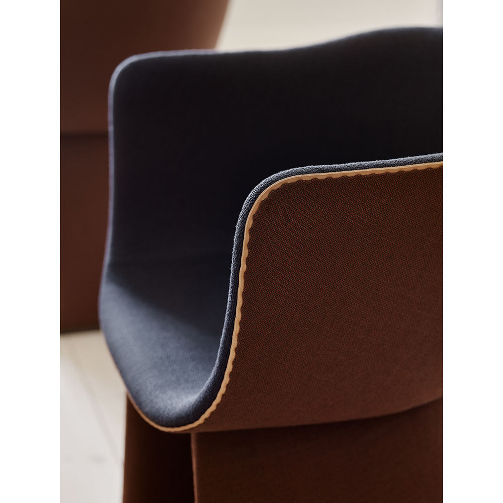 Monolit Dining Chair With Leather Piping - Vidar 182, Sunniva 363