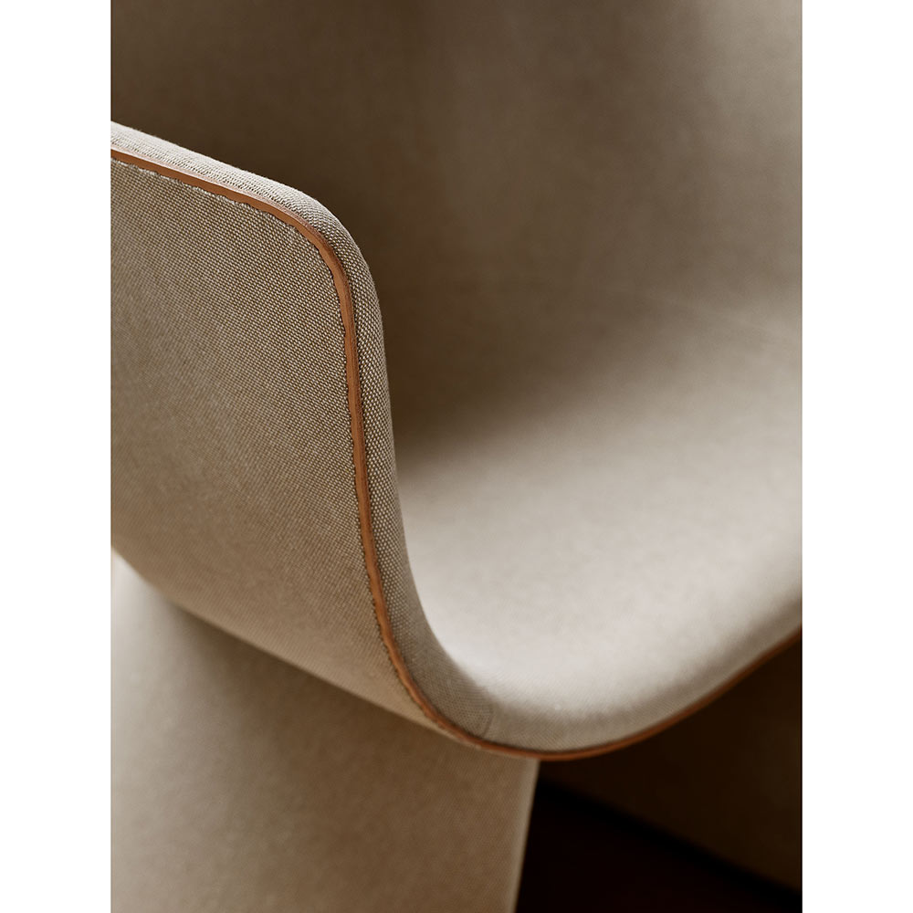 Monolit Lounge Chair With Leather Piping