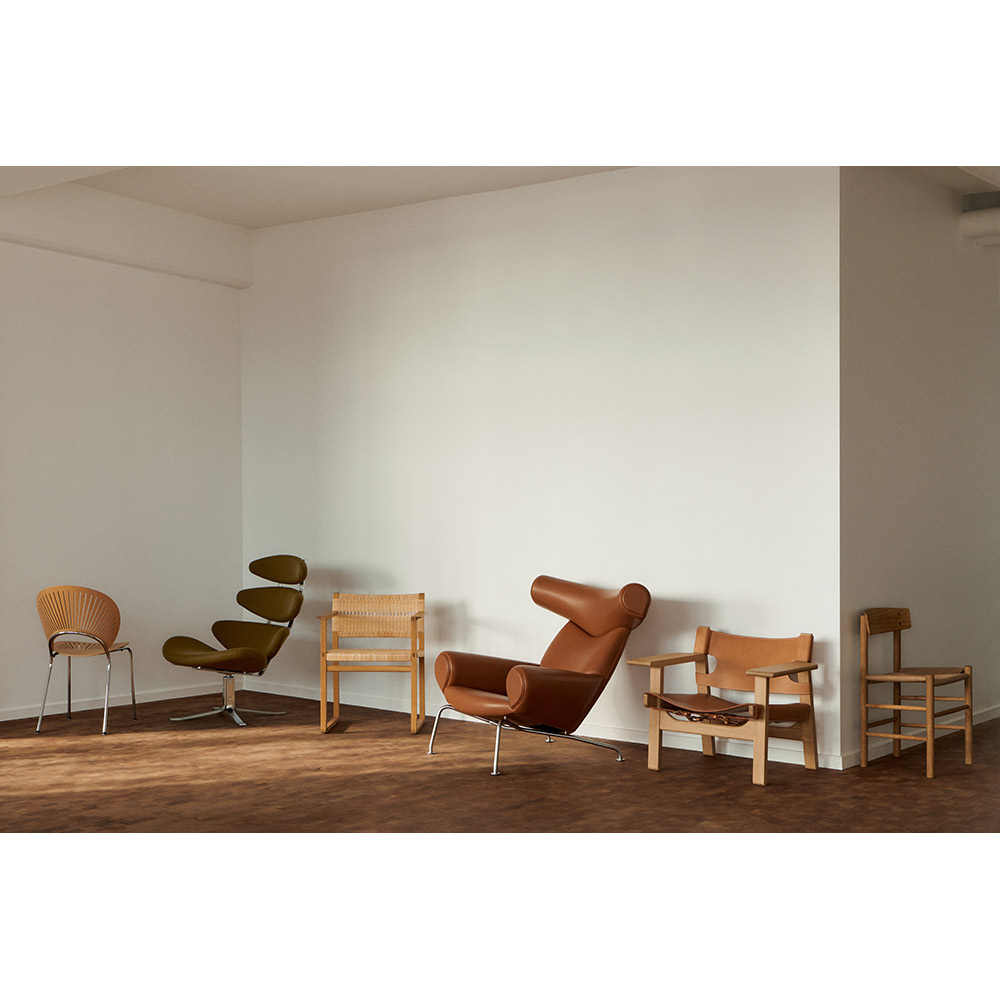 Corona Lounge Chair | Rouse Home
