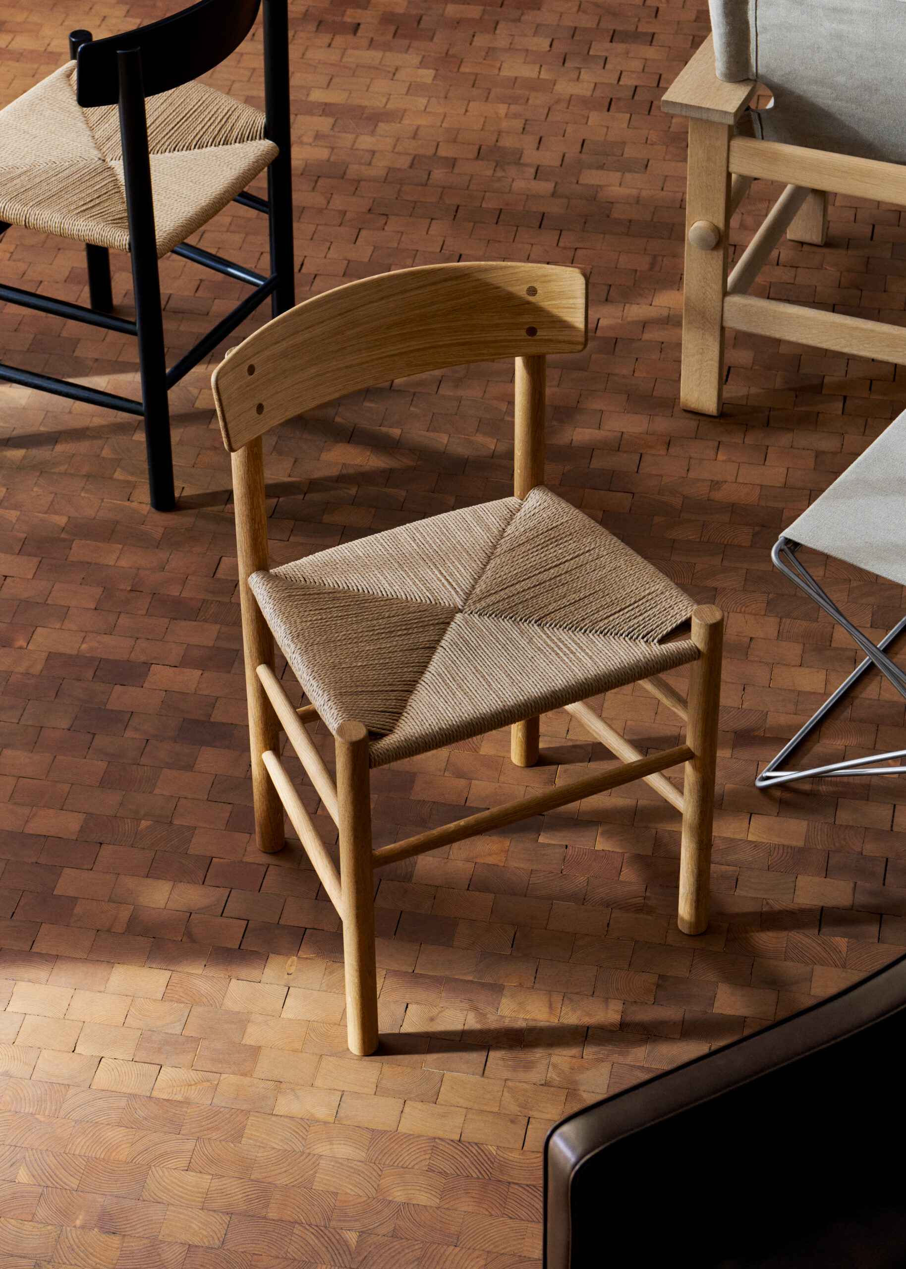 J39 Dining Chair - Oak Oil, Natural Paper Cord Seat