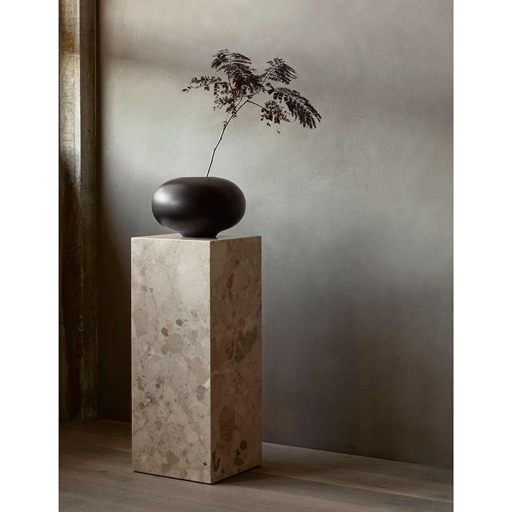 Surround Vase