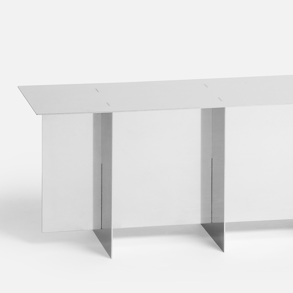 NM01 Bench