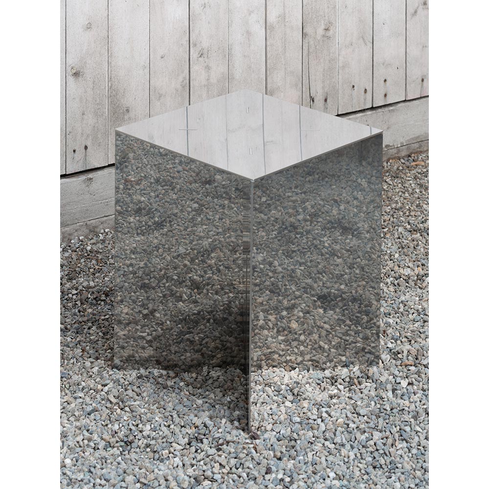 NM07 Side Table