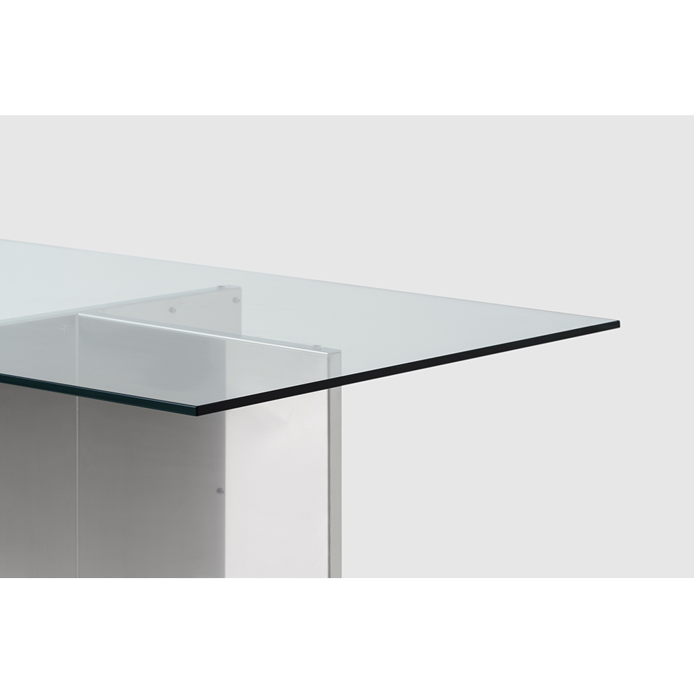 NM20 Table