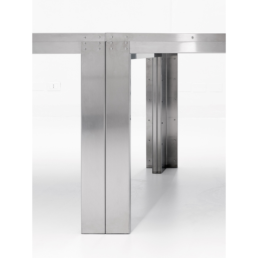 NM21 Table
