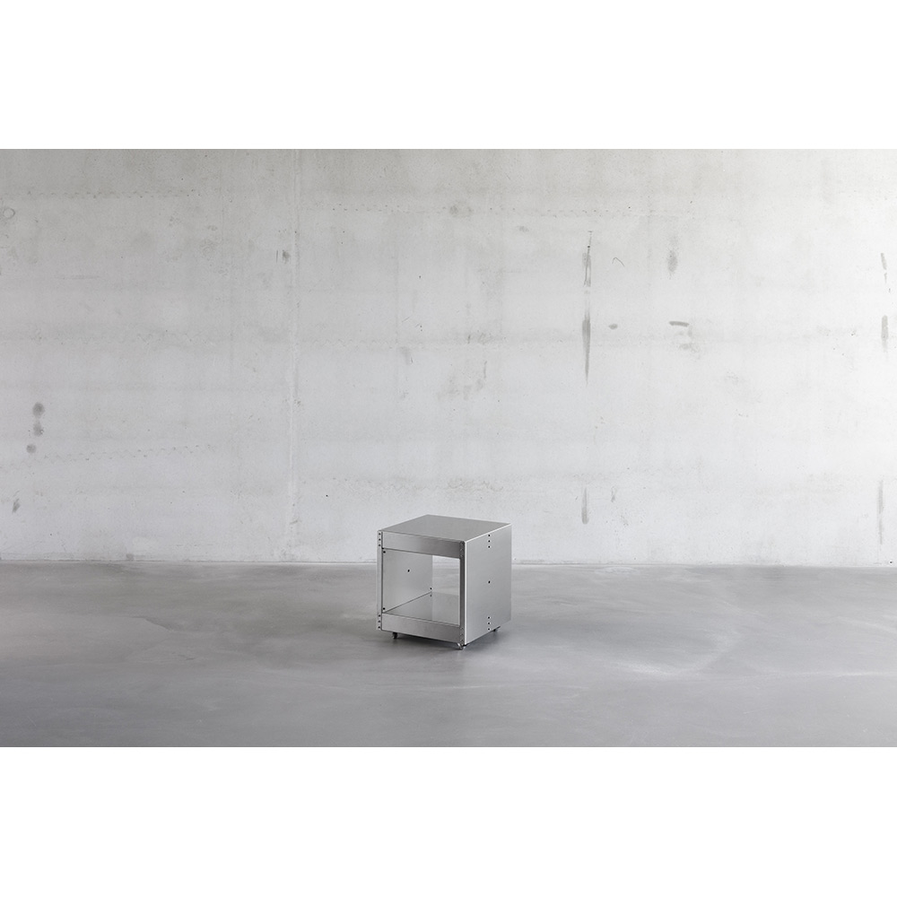 NM23 Side Table
