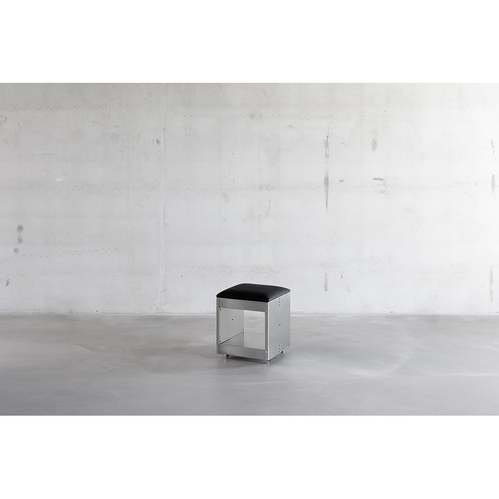 NM23 Side Table