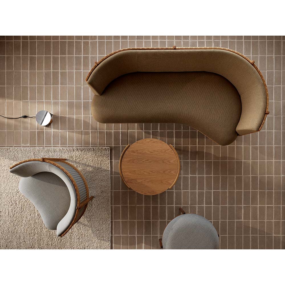 RF1904 Sideways Lounge Chair