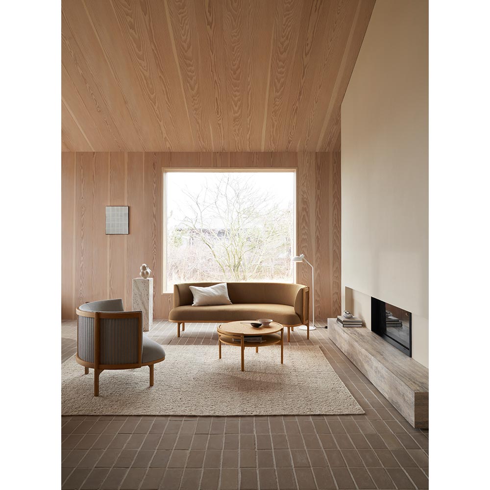 RF1904 Sideways Lounge Chair