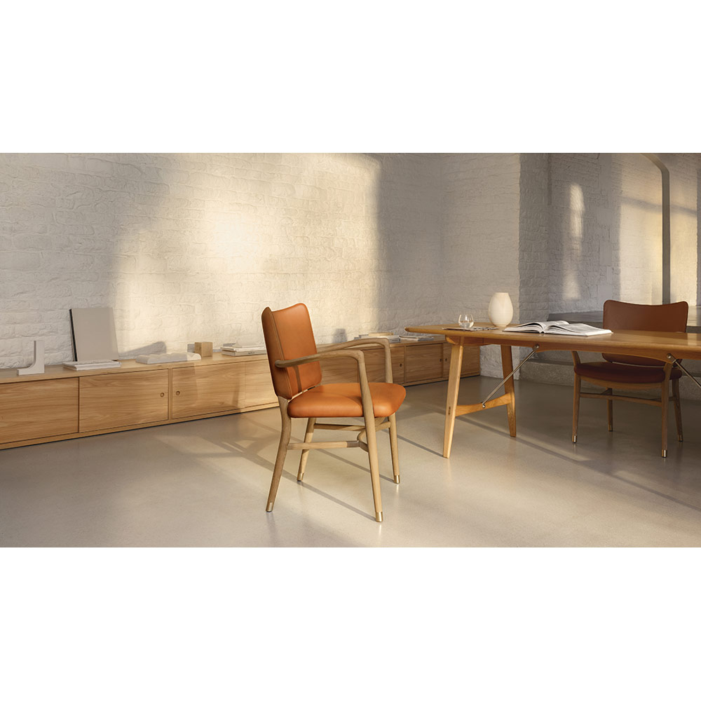 VLA61 Monarch Dining Chair