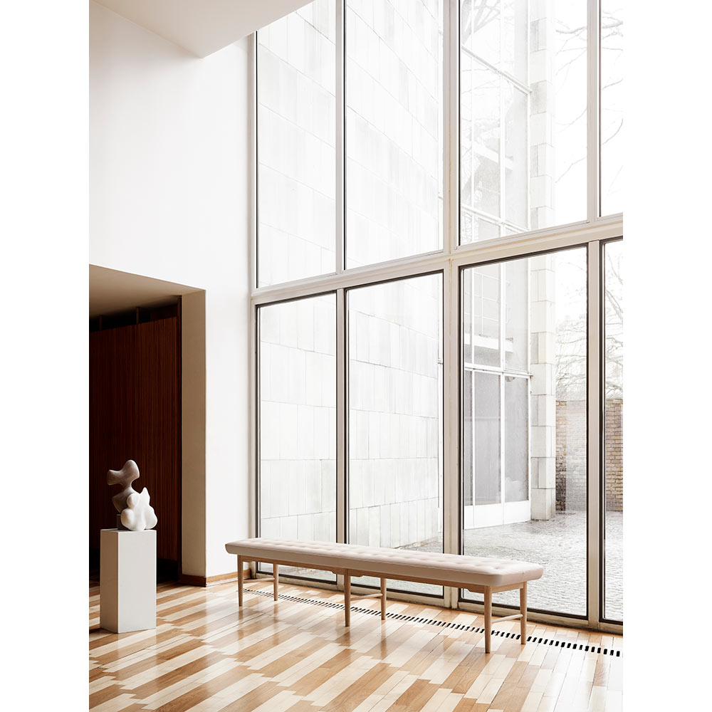 VLA75 Foyer Bench