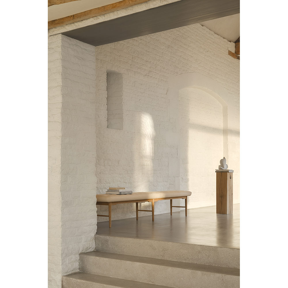 VLA75 Foyer Bench
