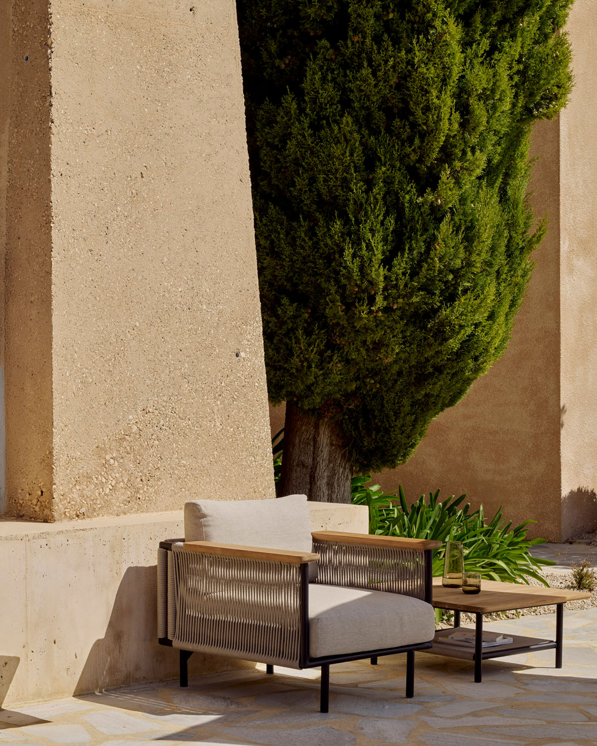 corbey outdoor lounge chair 2 1 | Rouse Home