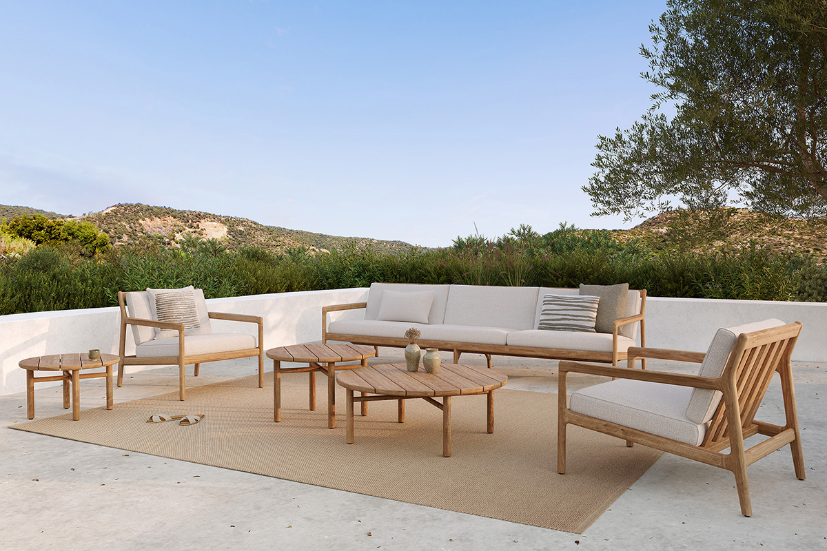 quatro outdoor coffee table | Rouse Home