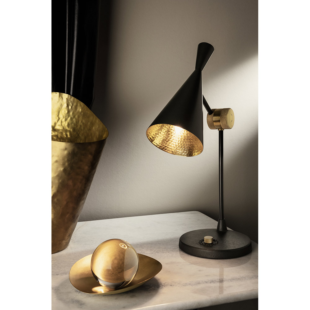 Beat Table Lamp - Black