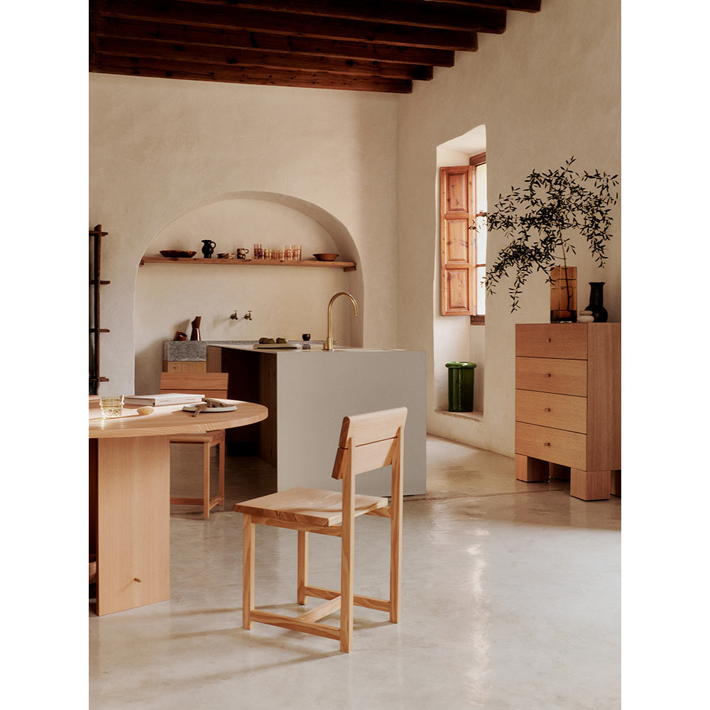 Aukko Dining Table