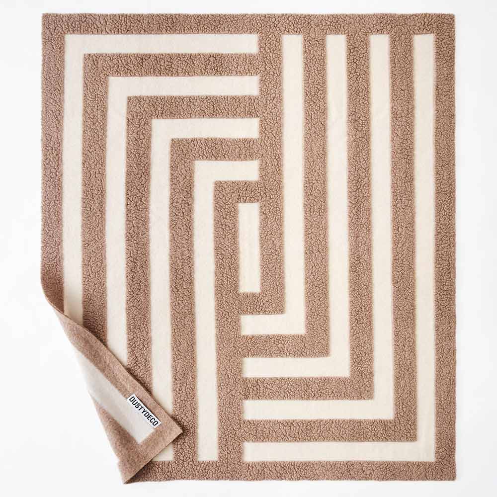 Labyrinth Throw