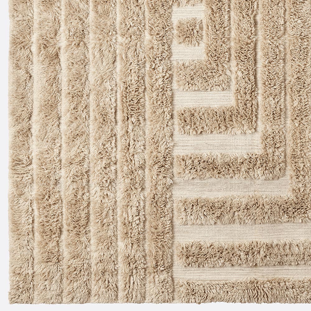 Shaggy Labyrinth Rug - Beige