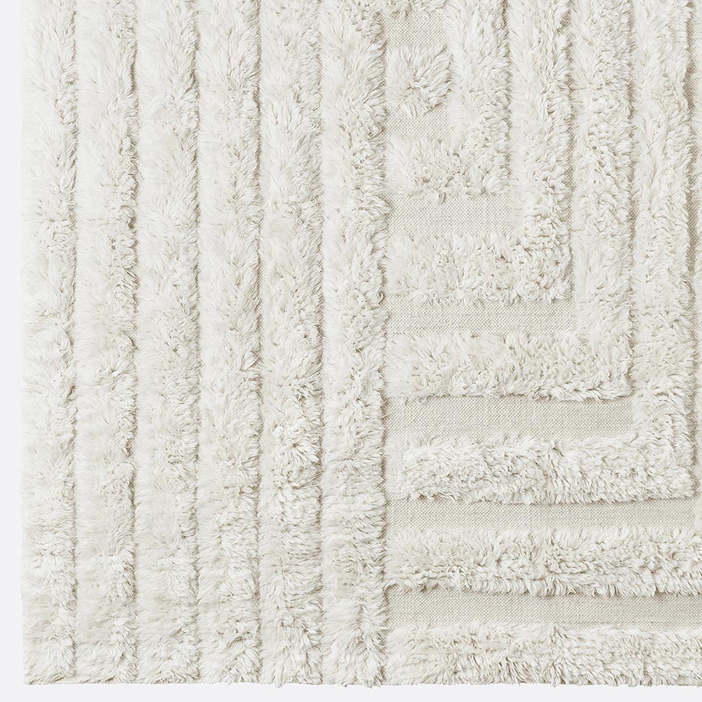 Shaggy Labyrinth Rug - White