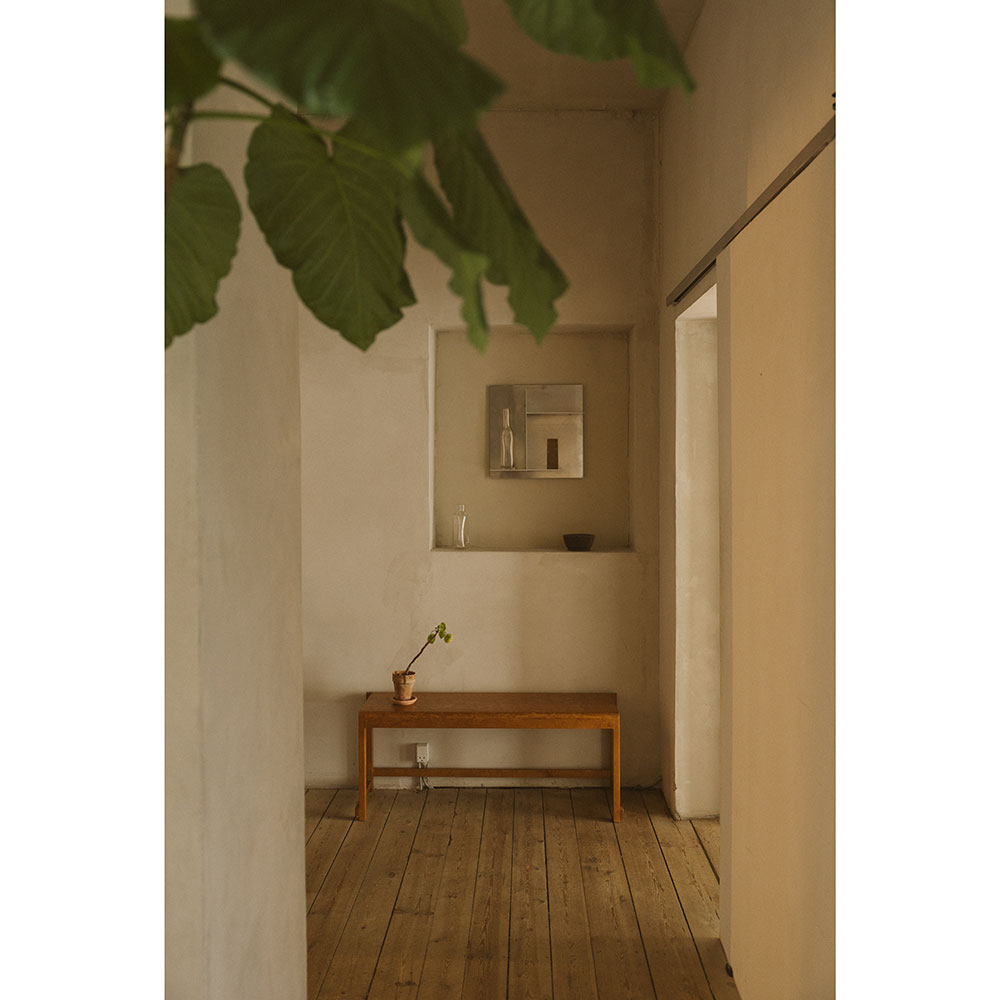 Bench 01 - Warm Brown Birch