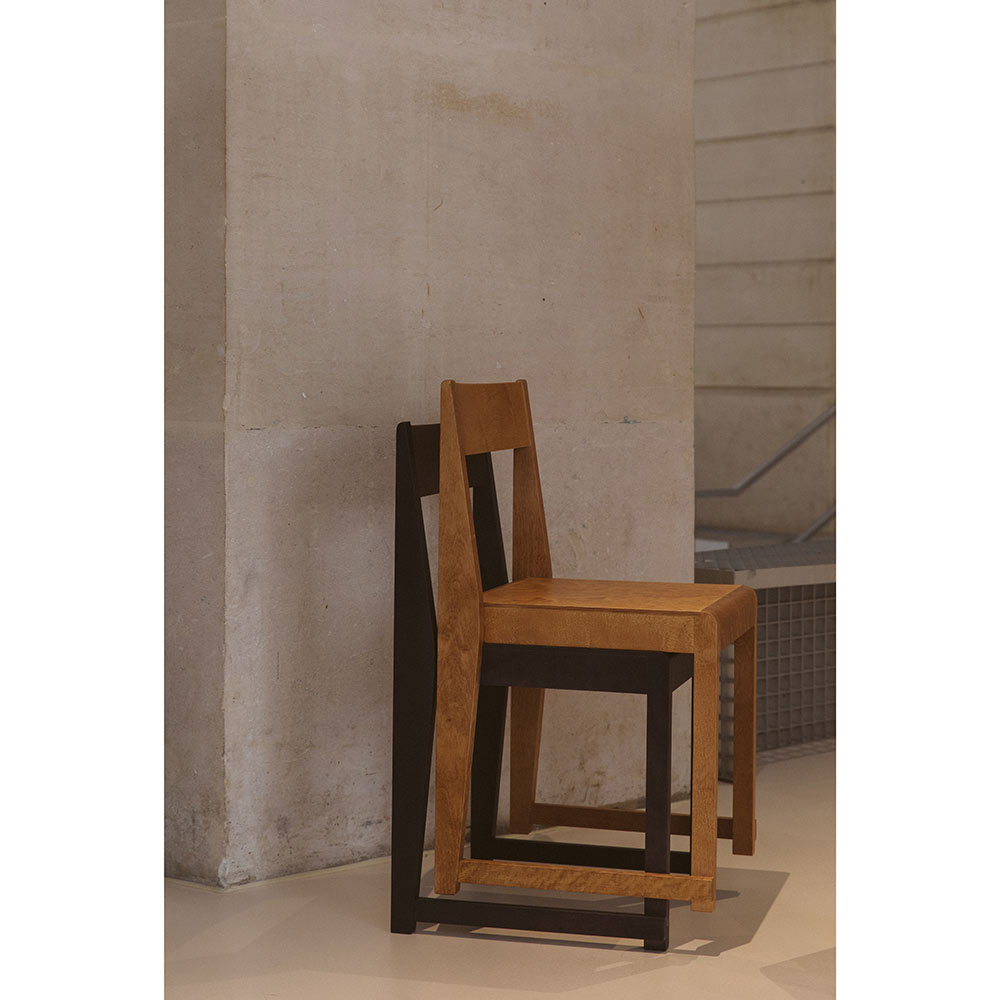 Chair 01 - Dark Brown Birch