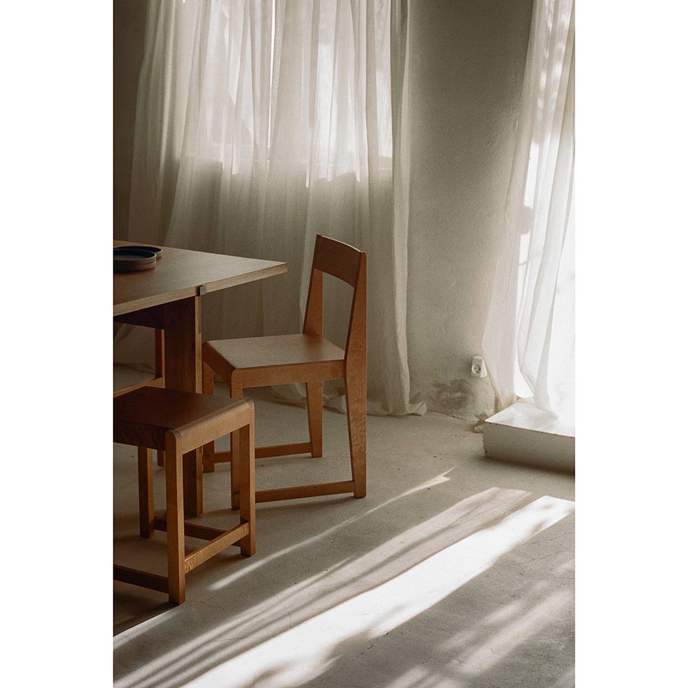 Chair 01 - Warm Brown Birch