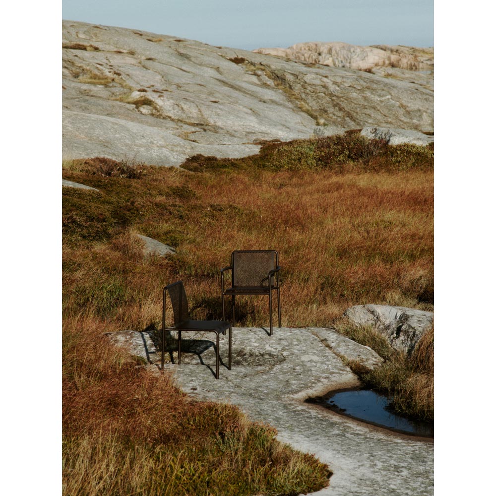 Dapple Chair With Arms - Dark Chocolate