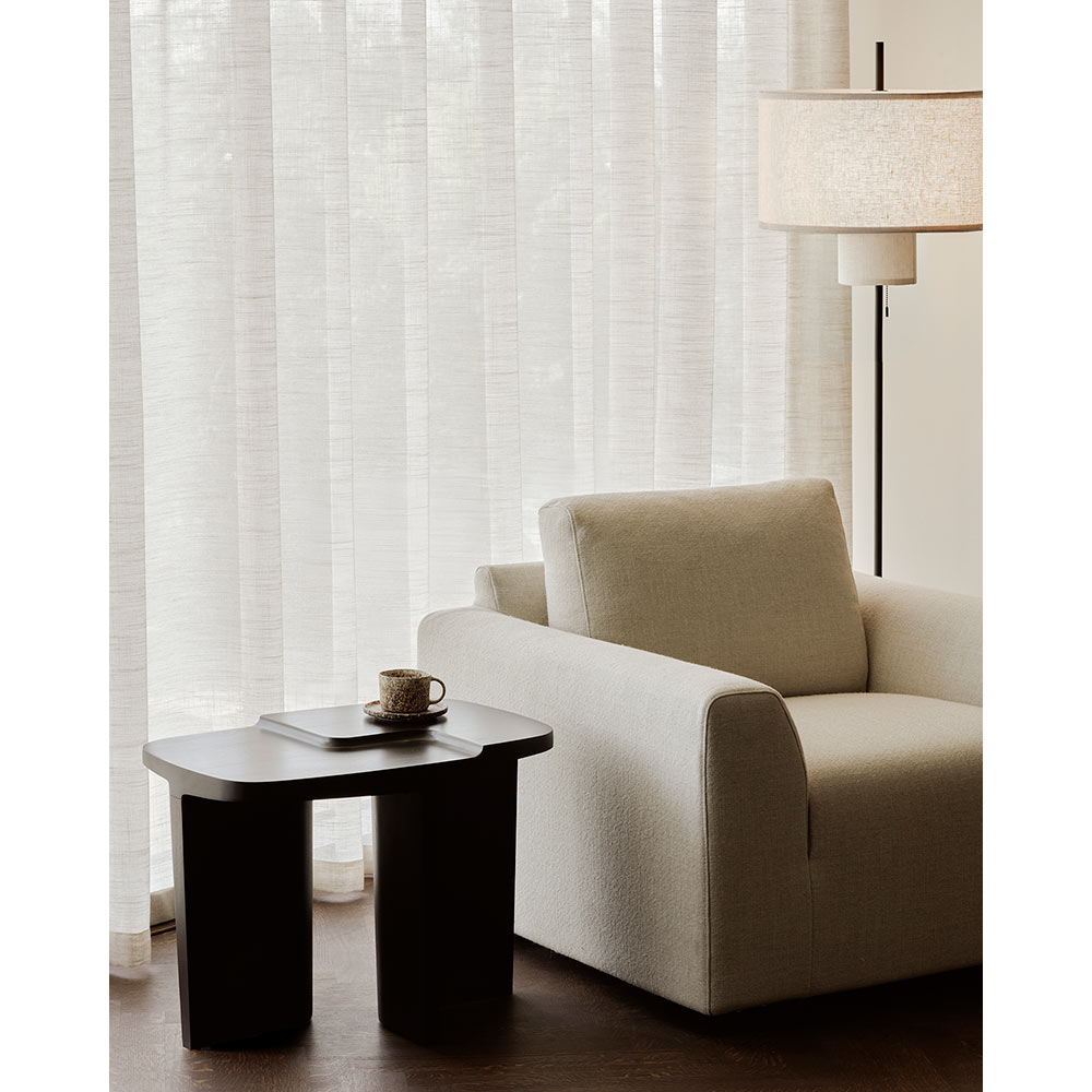 Ease Lounge Chair