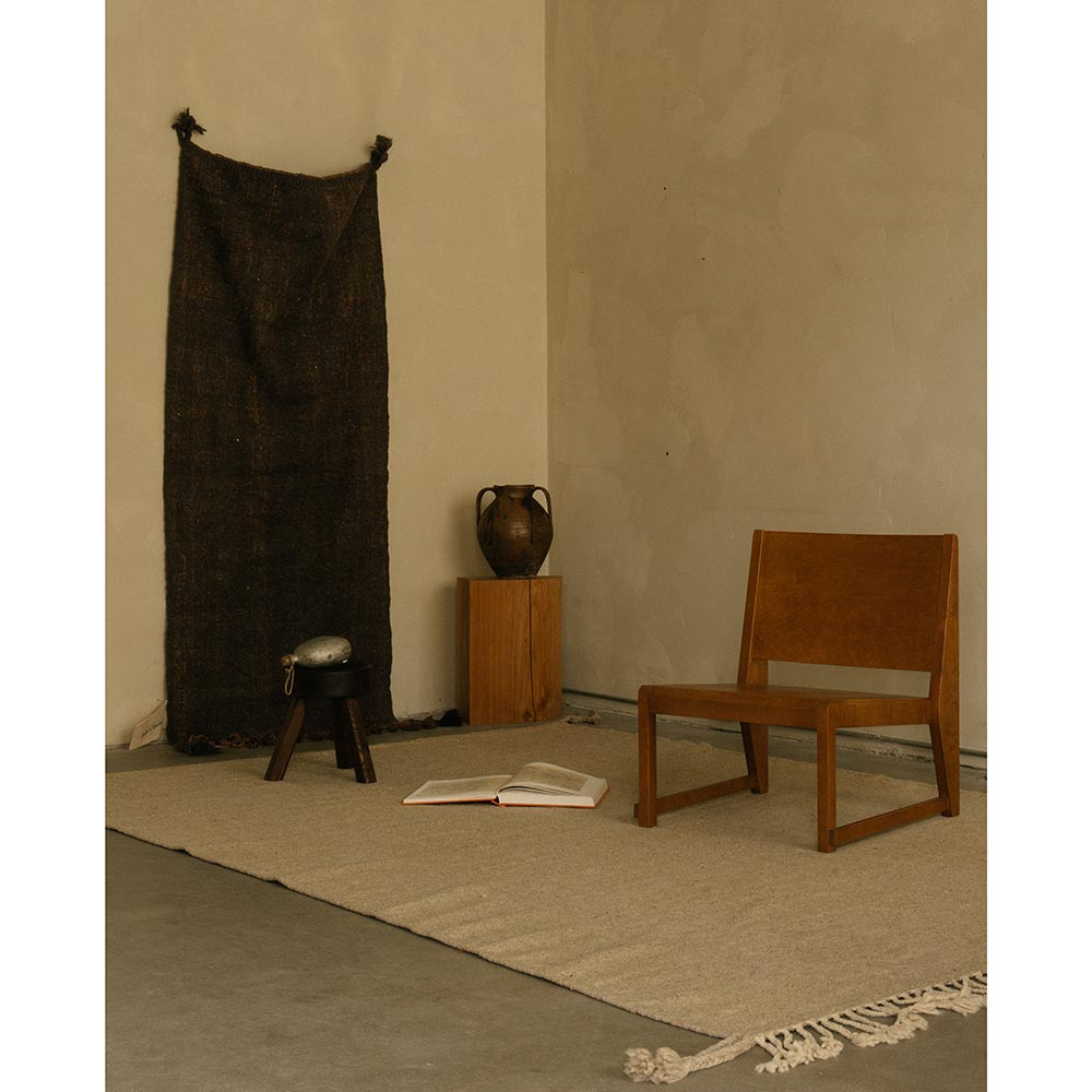 Easy Chair 01 - Warm Brown Birch