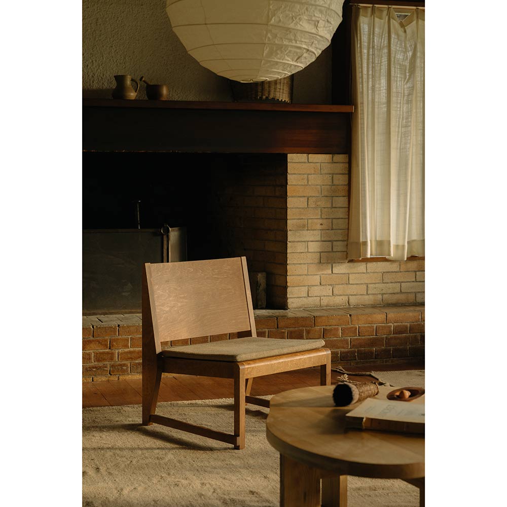 Easy Chair 01 - Warm Brown Birch