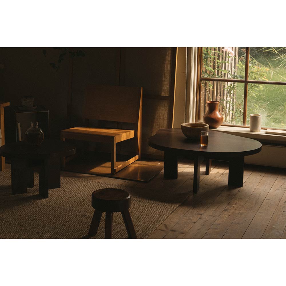 Farmhouse Coffee Table - Pond, Dark Oak