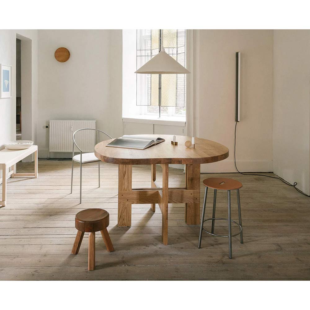 Farmhouse Trestle Table - Pond, Natural Oak