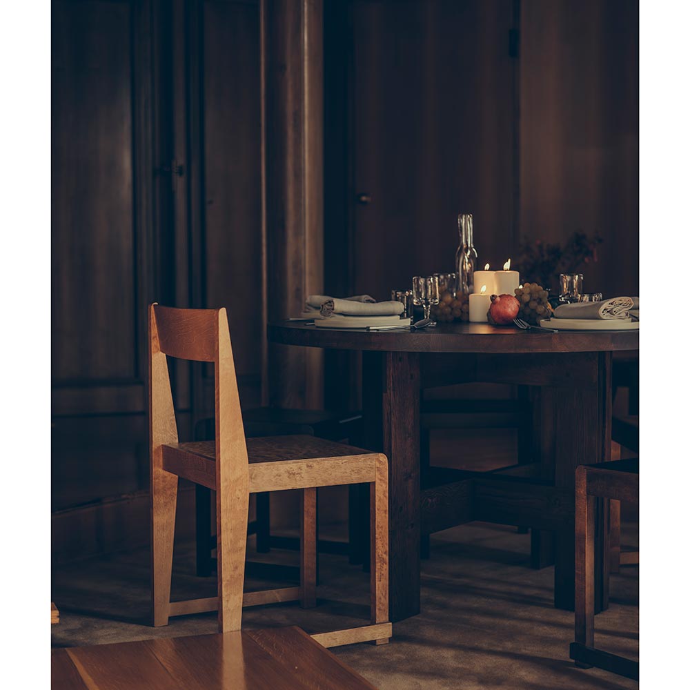 Farmhouse Trestle Table - Round, Dark Oak