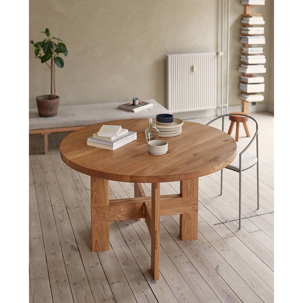 Farmhouse Trestle Table - Round, Natural Oak