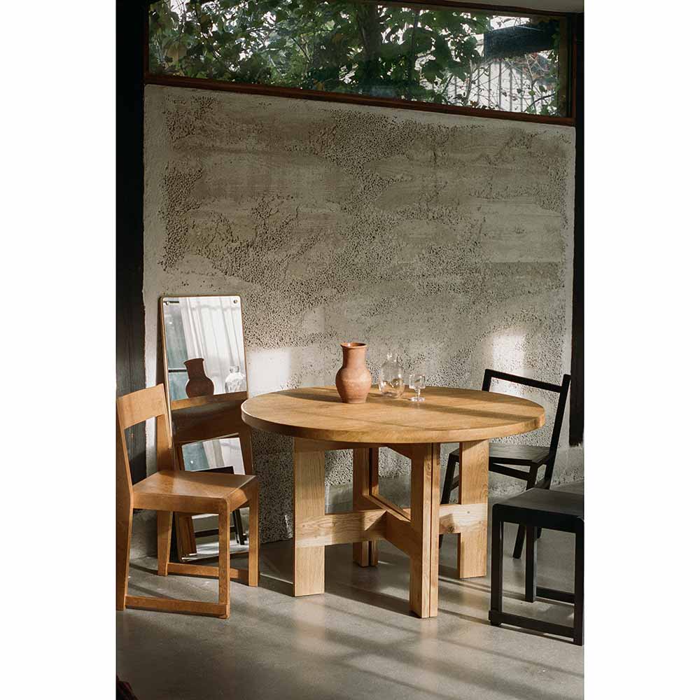 Farmhouse Trestle Table - Round, Natural Oak